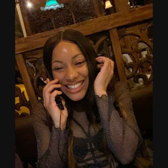 Meet your Posher, Ms. - Picture 1 of 1